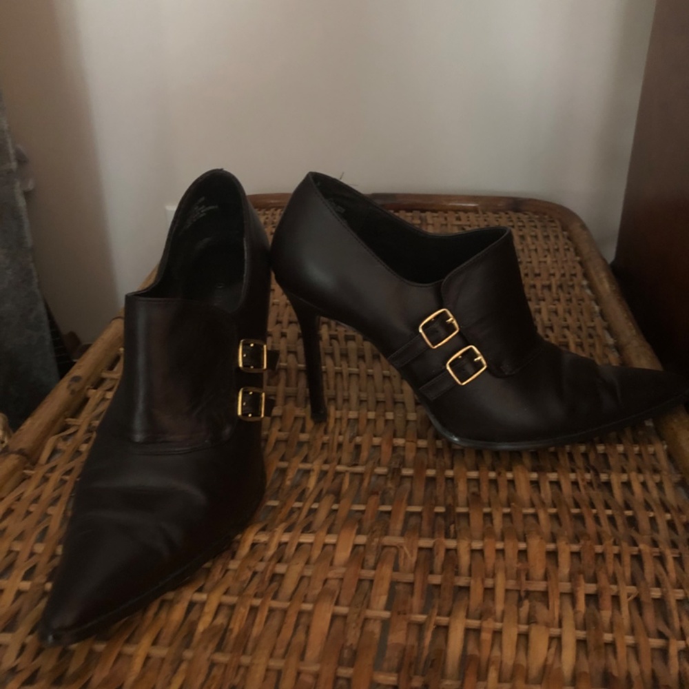 Colin Stuart Heels - Picture 2 of 3